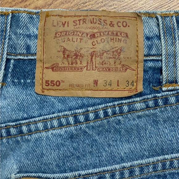 Vintage Levi’s 550’s - Picture 4 of 6